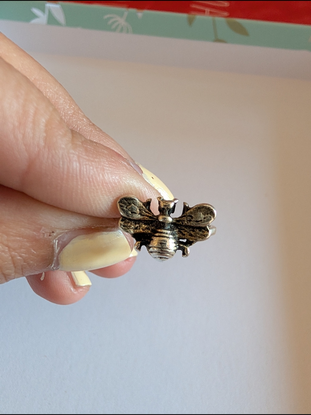 Bee Ring